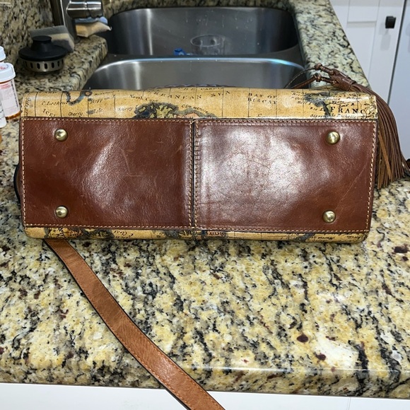Patricia Nash Map Print Bag with Brown Accents - Picture 4 of 10